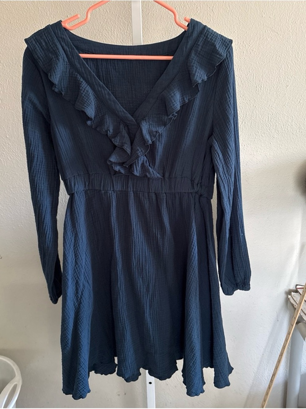 Navy Ruffle V-Neck Long Sleeve Dress Size Medium